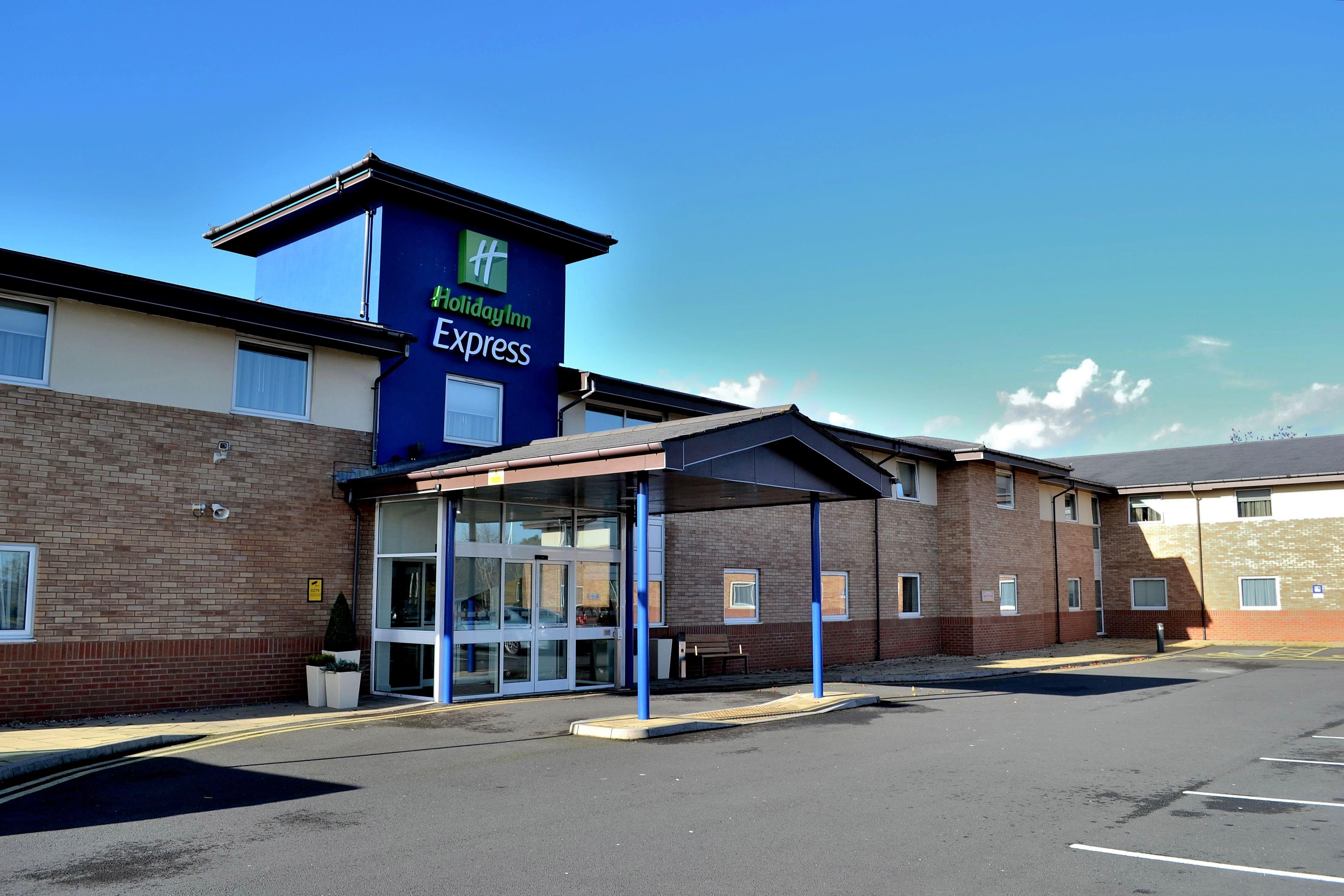 Holiday Inn Express Shrewsbury By Ihg Ngoại thất bức ảnh