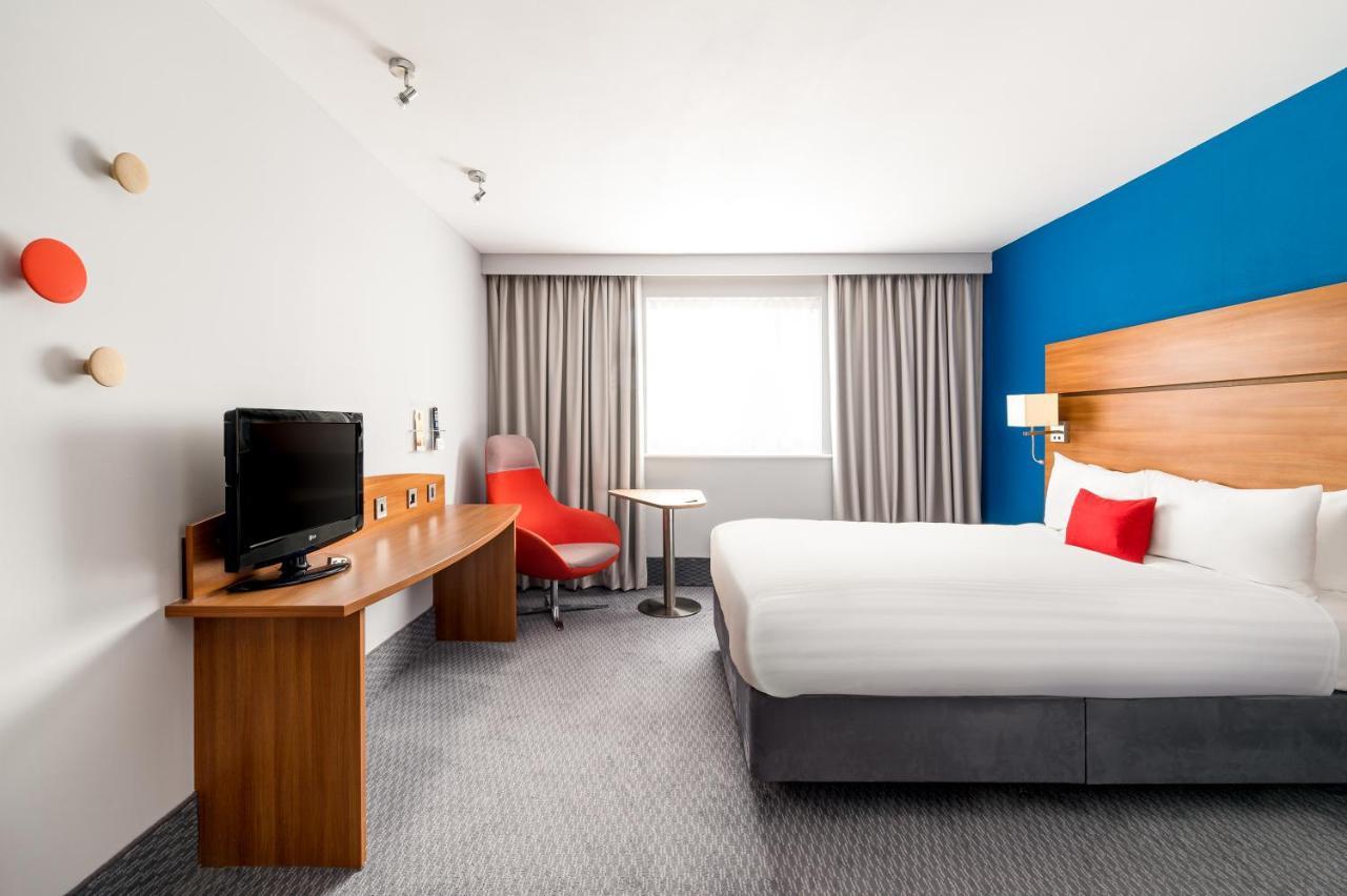 Holiday Inn Express Shrewsbury By Ihg Ngoại thất bức ảnh